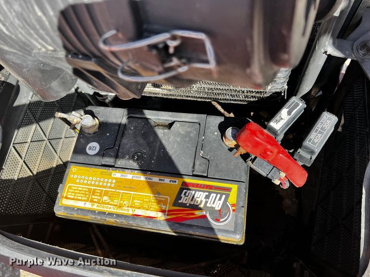 image for item JH9391 Kubota L3400  MFWD tractor