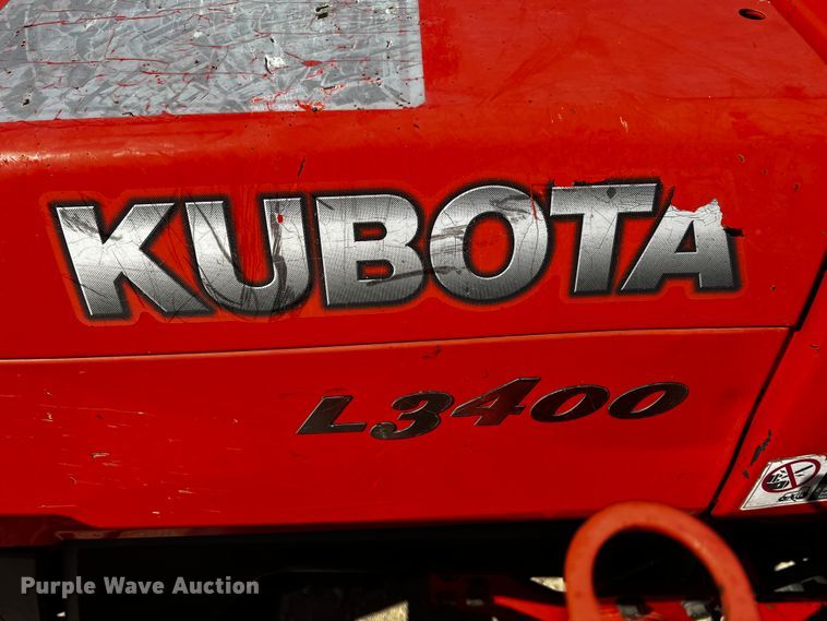 image for item JH9391 Kubota L3400  MFWD tractor