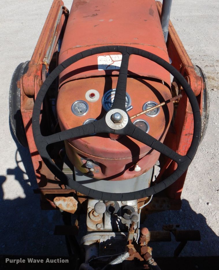 image for item JS9685 1961 Massey Ferguson 88  tractor