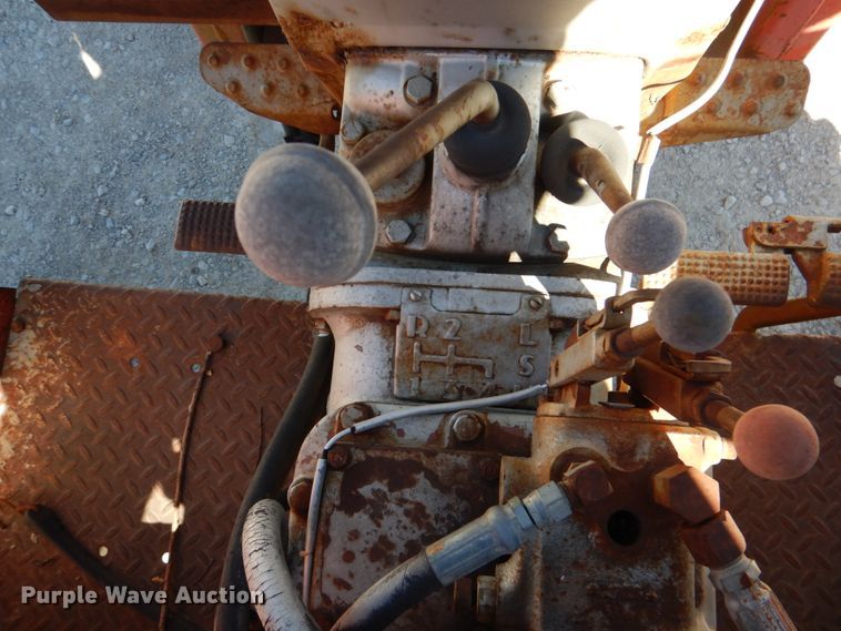 image for item JS9685 1961 Massey Ferguson 88  tractor