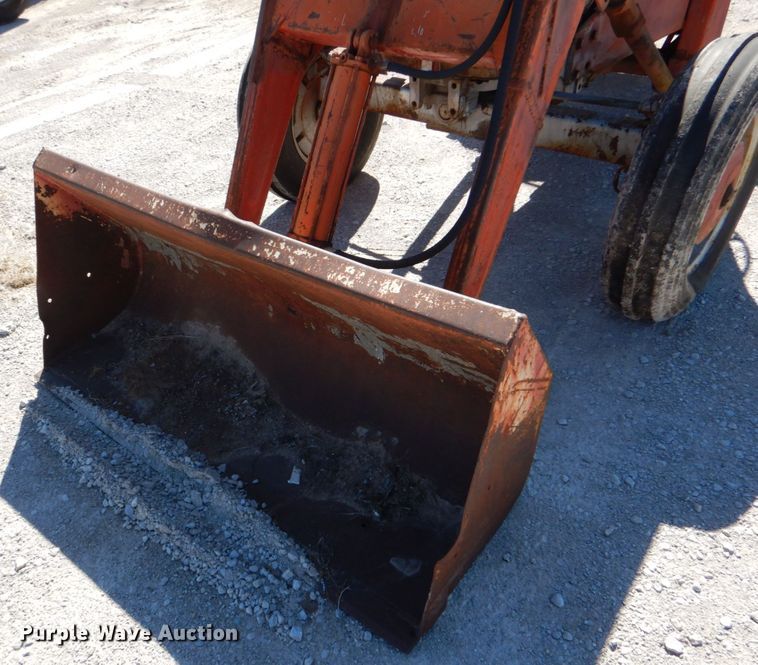 image for item JS9685 1961 Massey Ferguson 88  tractor