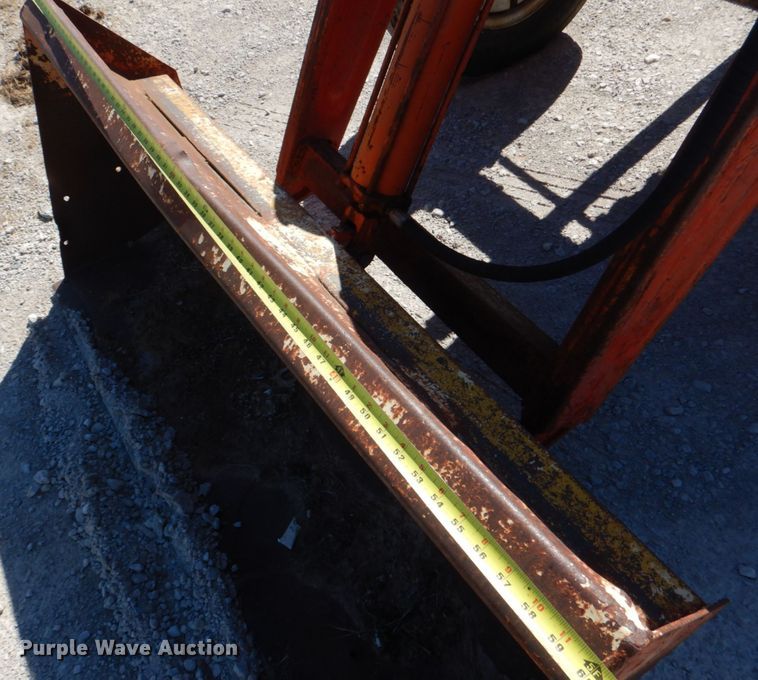 image for item JS9685 1961 Massey Ferguson 88  tractor