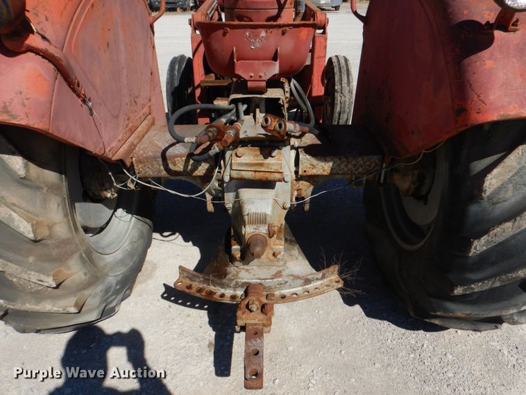 image for item JS9685 1961 Massey Ferguson 88  tractor