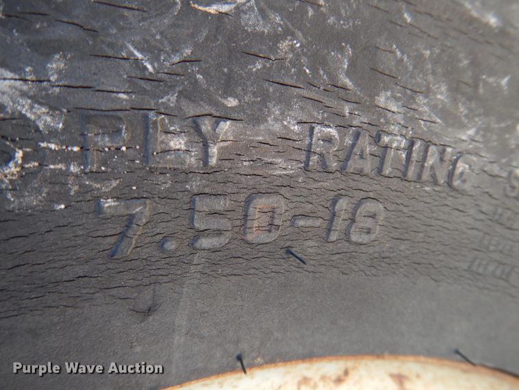 image for item JS9685 1961 Massey Ferguson 88  tractor