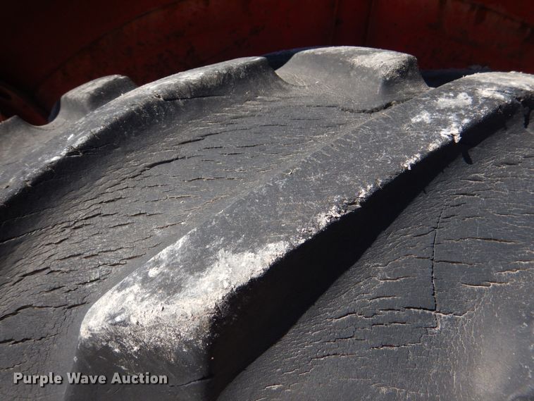 image for item JS9685 1961 Massey Ferguson 88  tractor