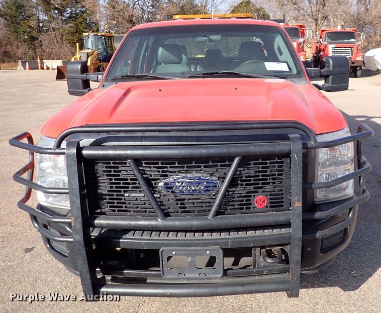 image for item DI1794 2011 Ford F250 Super Duty  Crew Cab utility bed pickup truck