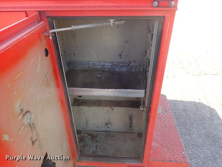 image for item DI1794 2011 Ford F250 Super Duty  Crew Cab utility bed pickup truck