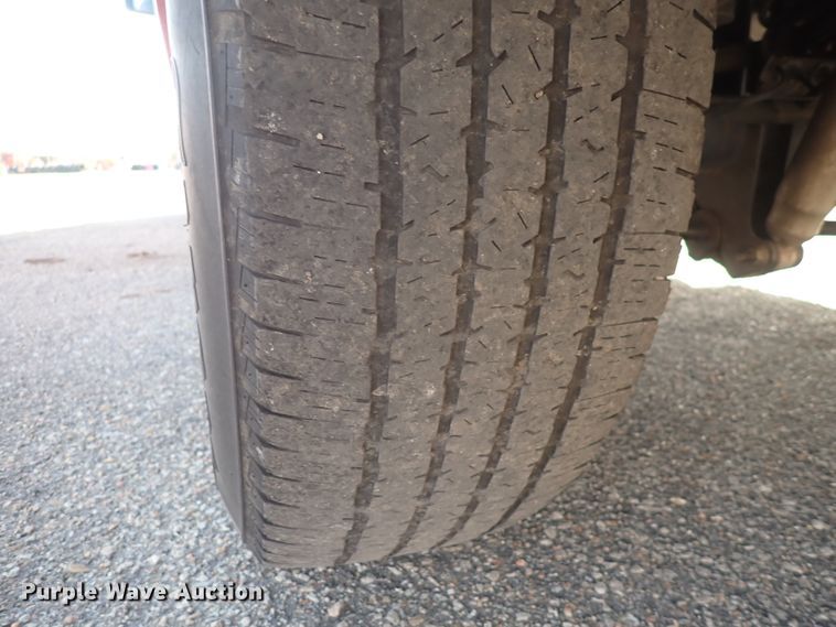 image for item DI1794 2011 Ford F250 Super Duty  Crew Cab utility bed pickup truck