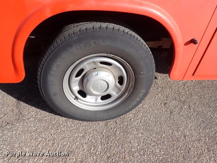 image for item DI1794 2011 Ford F250 Super Duty  Crew Cab utility bed pickup truck