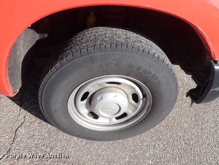 image for item DI1794 2011 Ford F250 Super Duty  Crew Cab utility bed pickup truck