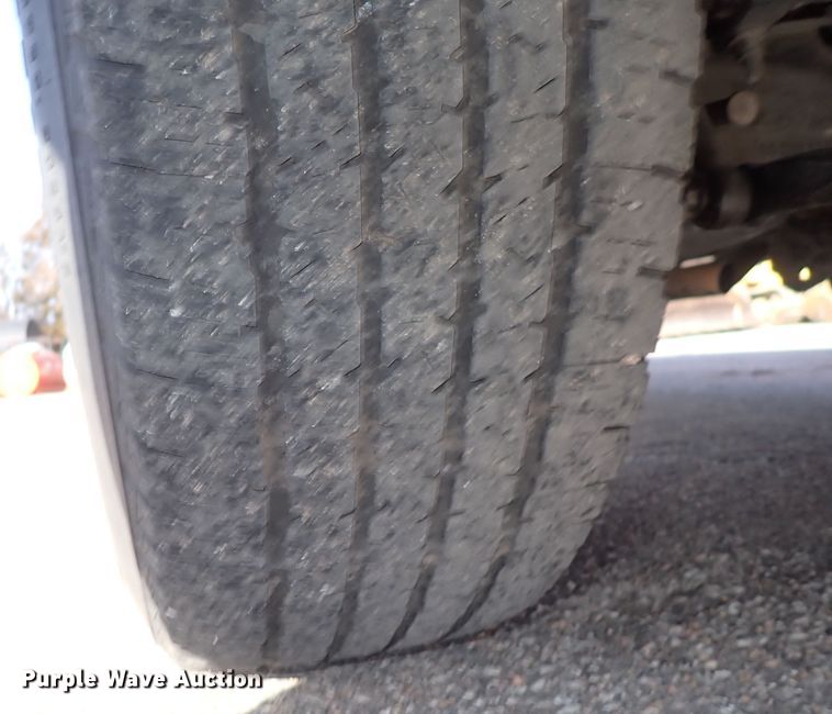 image for item DI1794 2011 Ford F250 Super Duty  Crew Cab utility bed pickup truck