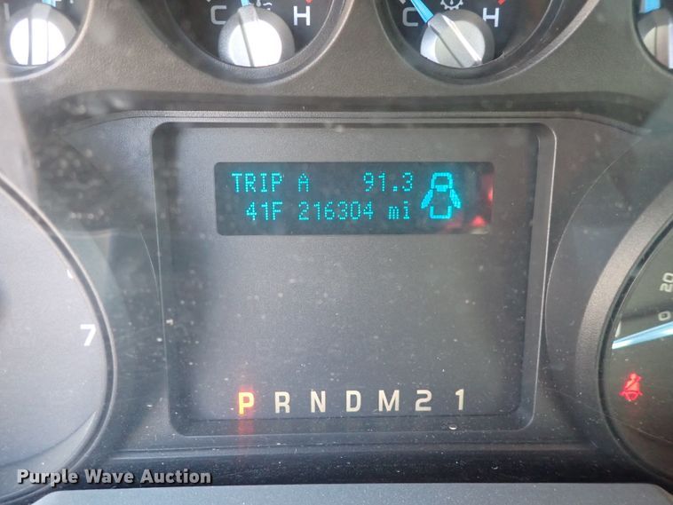 image for item DI1795 2011 Ford F250 Super Duty  Crew Cab utility bed pickup truck