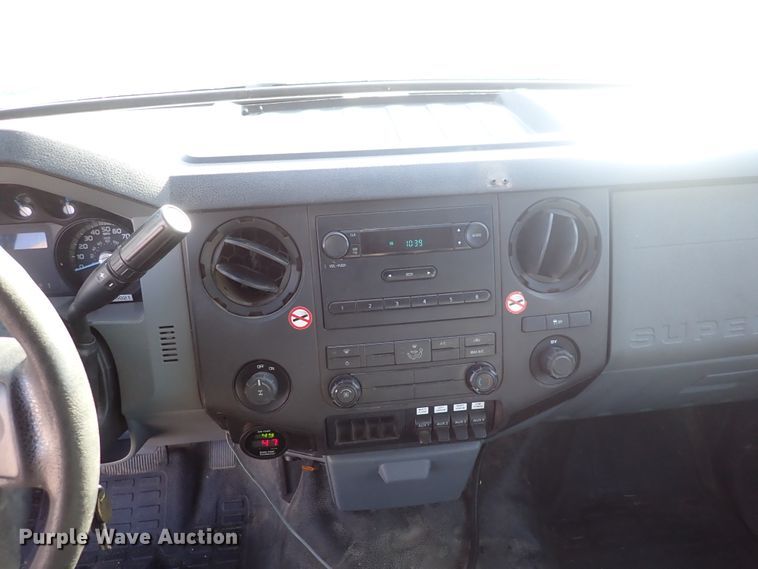 image for item DI1795 2011 Ford F250 Super Duty  Crew Cab utility bed pickup truck