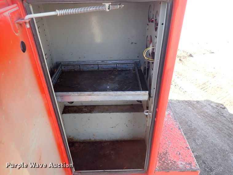 image for item DI1795 2011 Ford F250 Super Duty  Crew Cab utility bed pickup truck