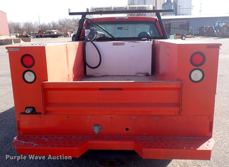 image for item DI1797 2010 Ford F250 Super Duty  utility bed pickup truck