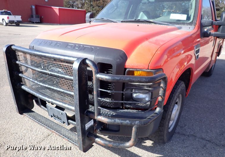 image for item DI1797 2010 Ford F250 Super Duty  utility bed pickup truck