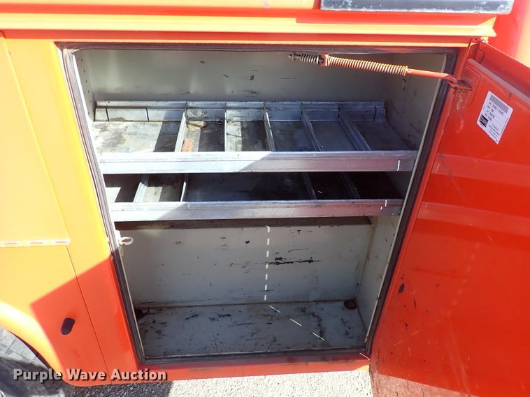 image for item DI1797 2010 Ford F250 Super Duty  utility bed pickup truck