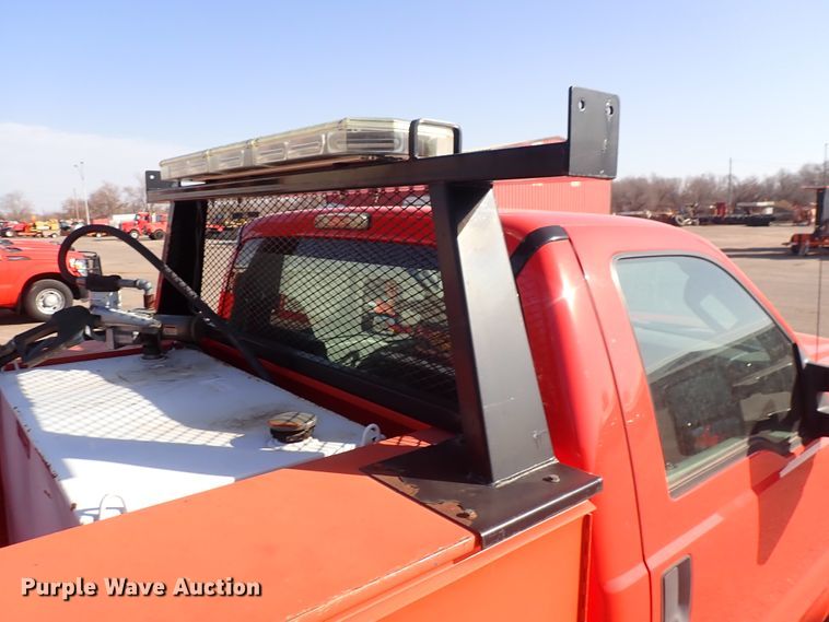 image for item DI1797 2010 Ford F250 Super Duty  utility bed pickup truck