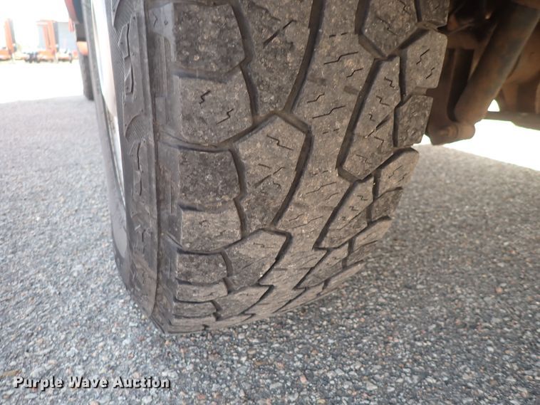 image for item DI1797 2010 Ford F250 Super Duty  utility bed pickup truck