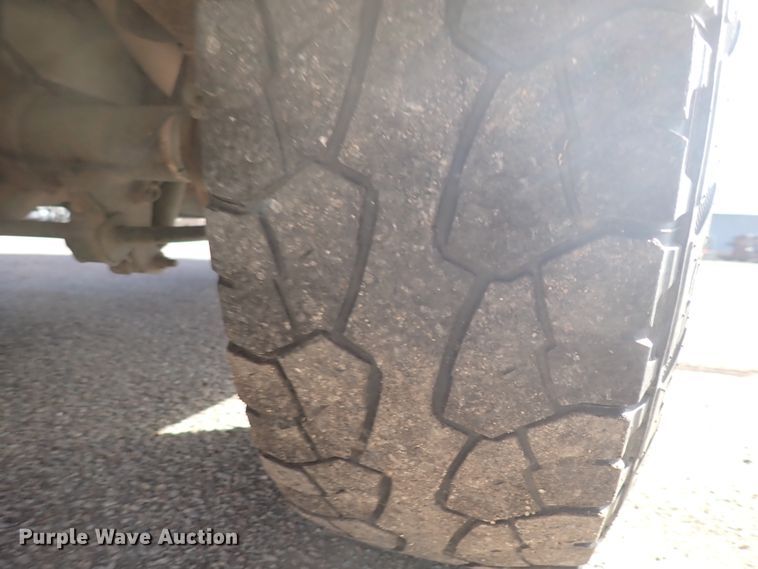 image for item DI1797 2010 Ford F250 Super Duty  utility bed pickup truck