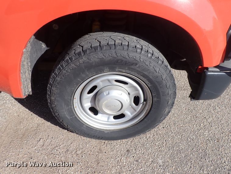 image for item DI1797 2010 Ford F250 Super Duty  utility bed pickup truck