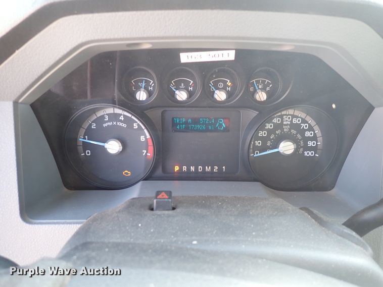 image for item DI1798 2011 Ford F250 Super Duty  Crew Cab utility bed pickup truck