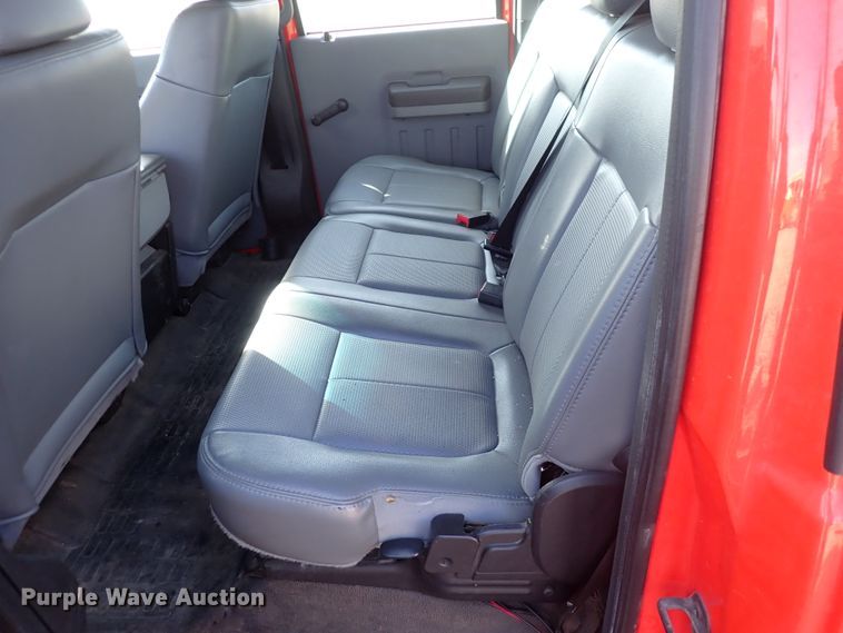 image for item DI1798 2011 Ford F250 Super Duty  Crew Cab utility bed pickup truck