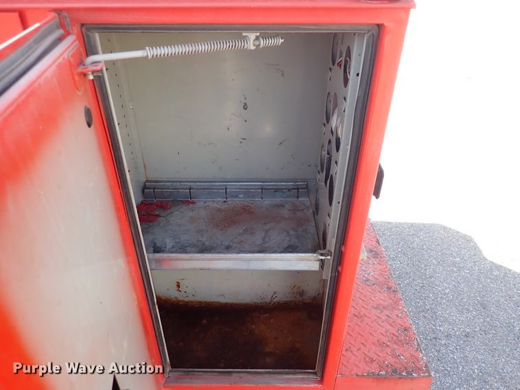 image for item DI1798 2011 Ford F250 Super Duty  Crew Cab utility bed pickup truck