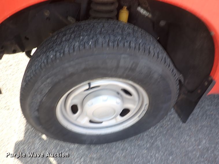 image for item DI1798 2011 Ford F250 Super Duty  Crew Cab utility bed pickup truck