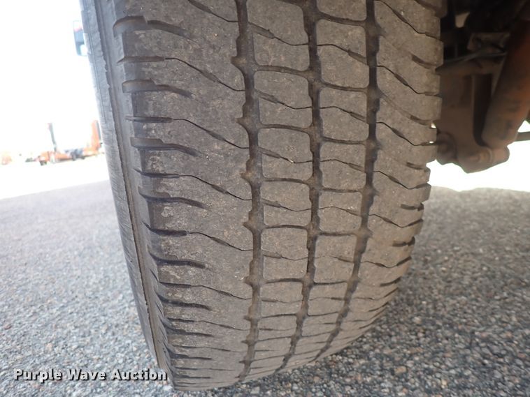 image for item DI1798 2011 Ford F250 Super Duty  Crew Cab utility bed pickup truck