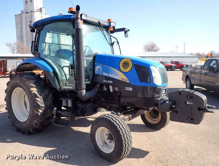 image for item DI1800 2009 New Holland T6020  tractor