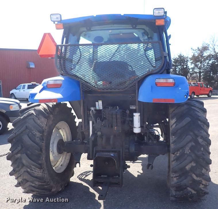 image for item DI1800 2009 New Holland T6020  tractor