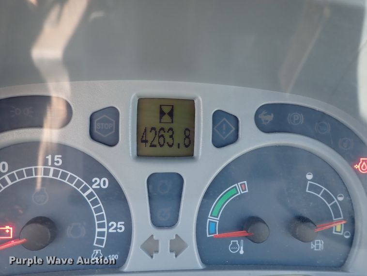 image for item DI1800 2009 New Holland T6020  tractor