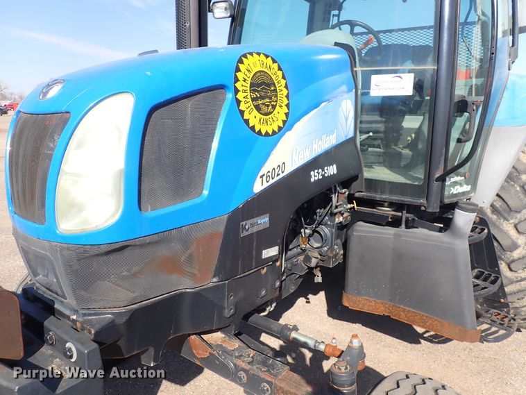 image for item DI1800 2009 New Holland T6020  tractor