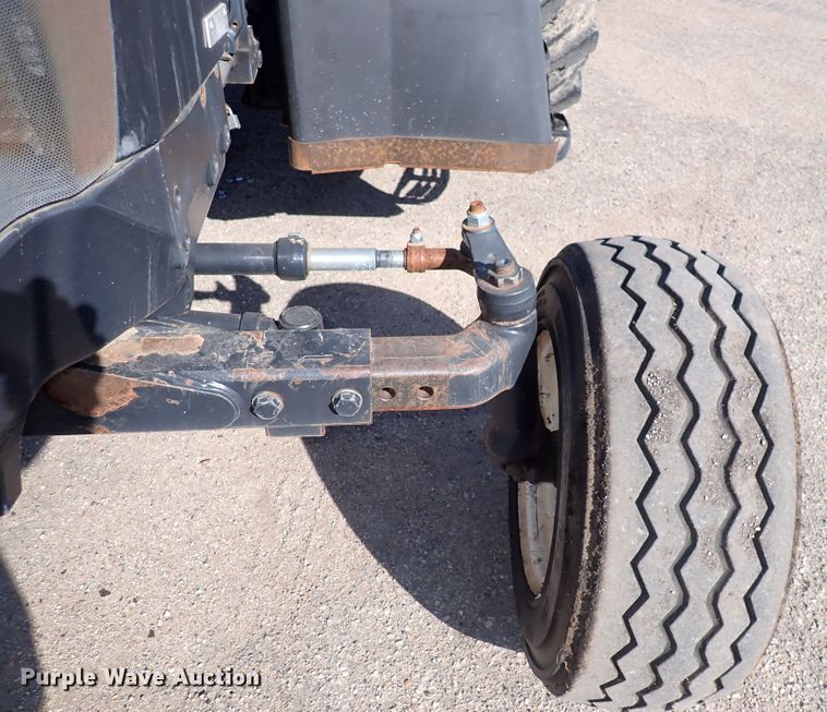 image for item DI1800 2009 New Holland T6020  tractor