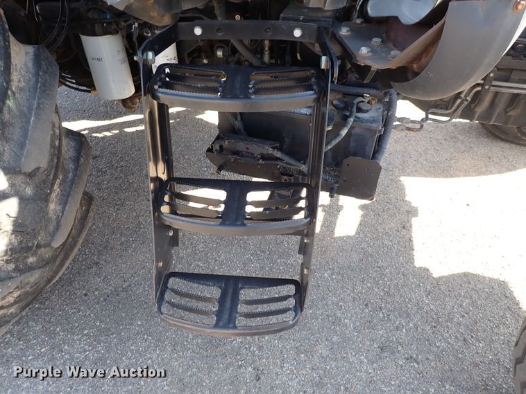 image for item DI1800 2009 New Holland T6020  tractor