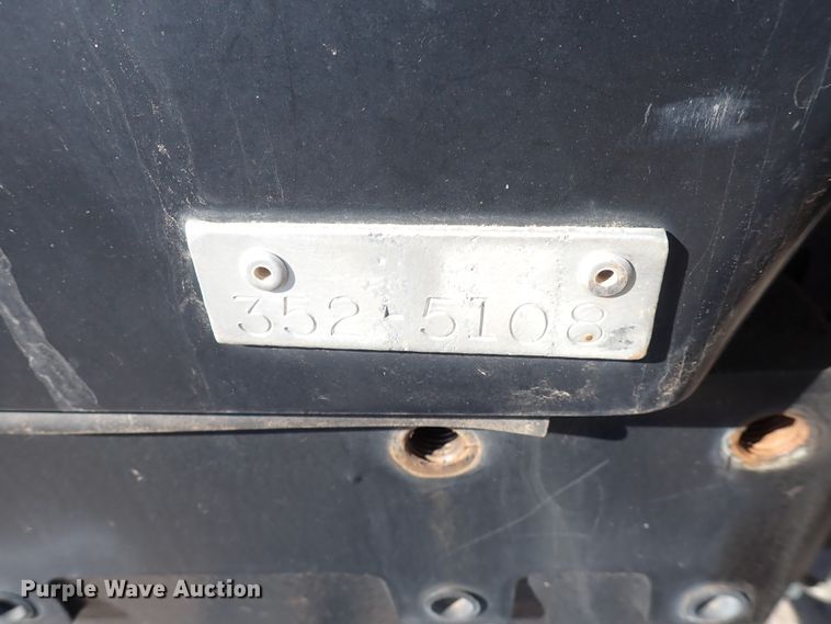 image for item DI1800 2009 New Holland T6020  tractor