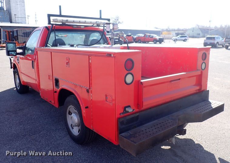 image for item DI1802 2008 Ford F250 Super Duty  utility bed pickup truck