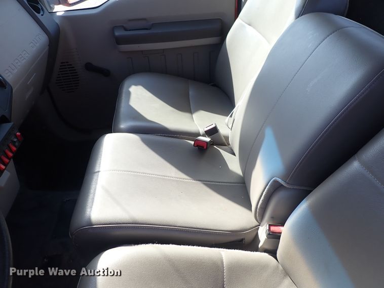 image for item DI1802 2008 Ford F250 Super Duty  utility bed pickup truck