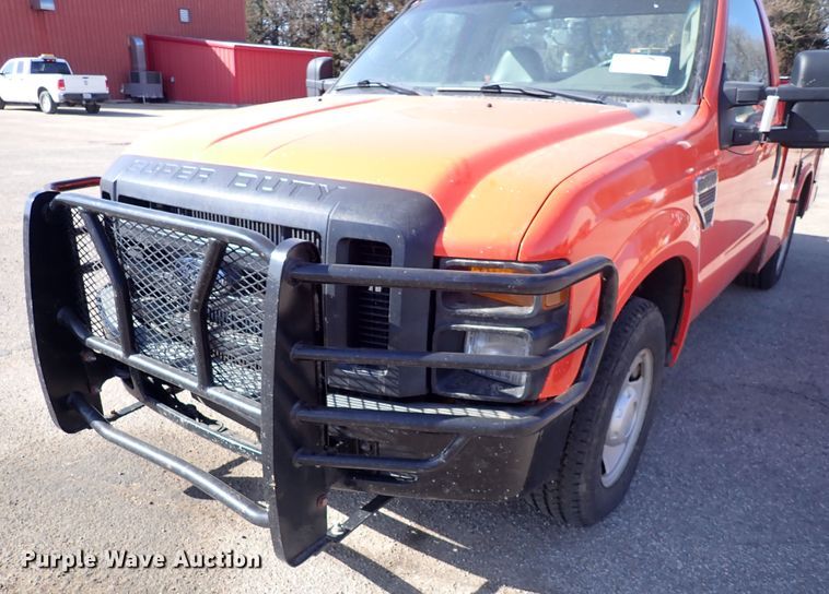 image for item DI1802 2008 Ford F250 Super Duty  utility bed pickup truck