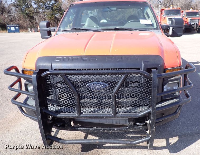 image for item DI1802 2008 Ford F250 Super Duty  utility bed pickup truck