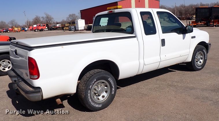 image for item DI1808 2003 Ford F250 Super Duty  SuperCab pickup truck