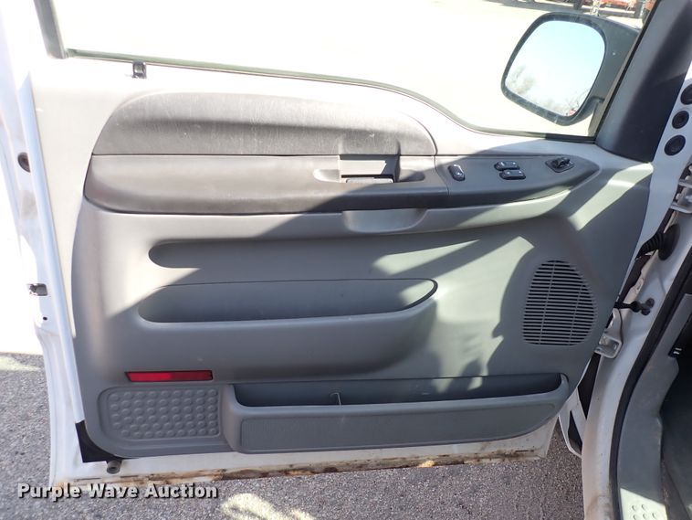 image for item DI1808 2003 Ford F250 Super Duty  SuperCab pickup truck