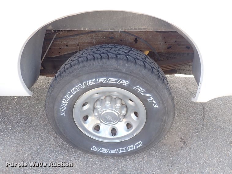 image for item DI1808 2003 Ford F250 Super Duty  SuperCab pickup truck