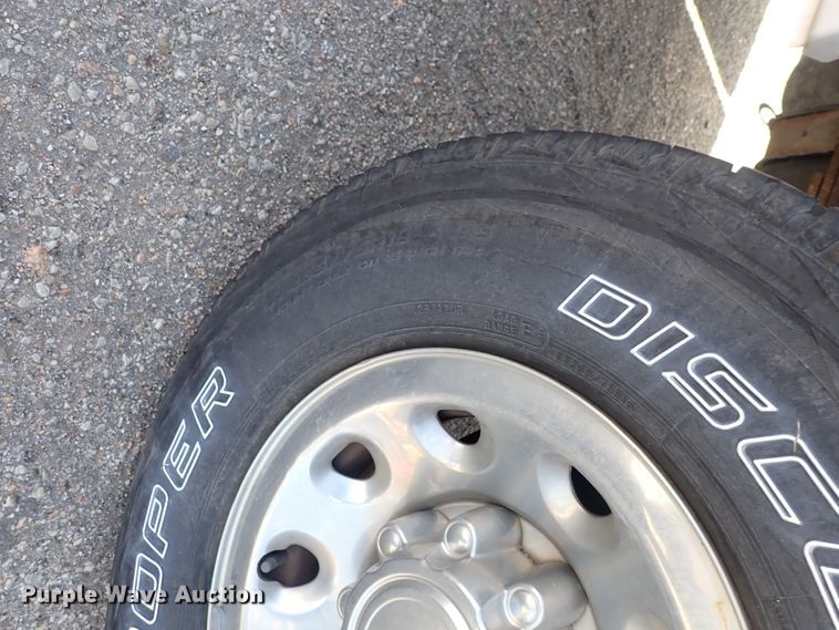 image for item DI1808 2003 Ford F250 Super Duty  SuperCab pickup truck