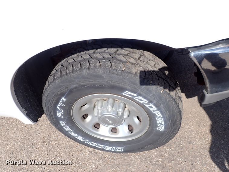 image for item DI1808 2003 Ford F250 Super Duty  SuperCab pickup truck