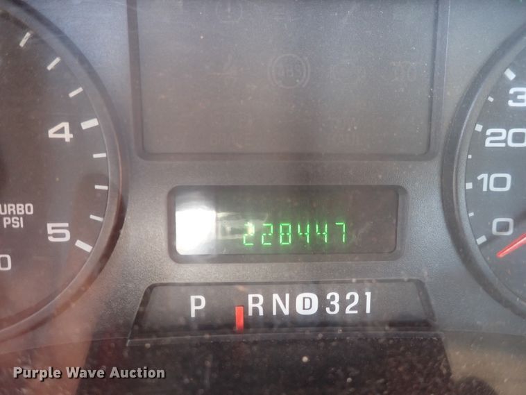 image for item DI1809 2006 Ford F250 Super Duty  utility bed pickup truck