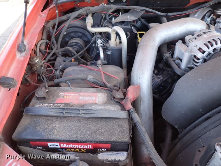 image for item DI1809 2006 Ford F250 Super Duty  utility bed pickup truck