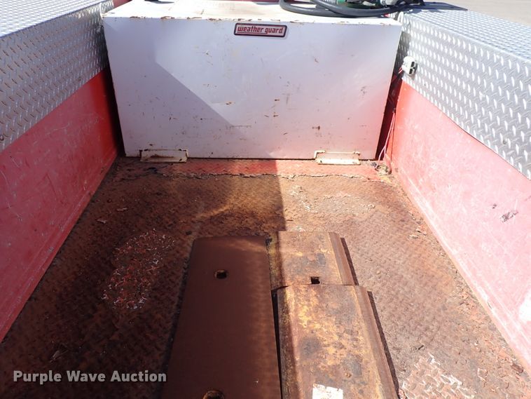 image for item DI1809 2006 Ford F250 Super Duty  utility bed pickup truck