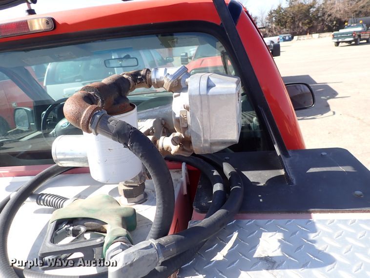 image for item DI1809 2006 Ford F250 Super Duty  utility bed pickup truck